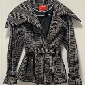 Trenchcoat / jacket